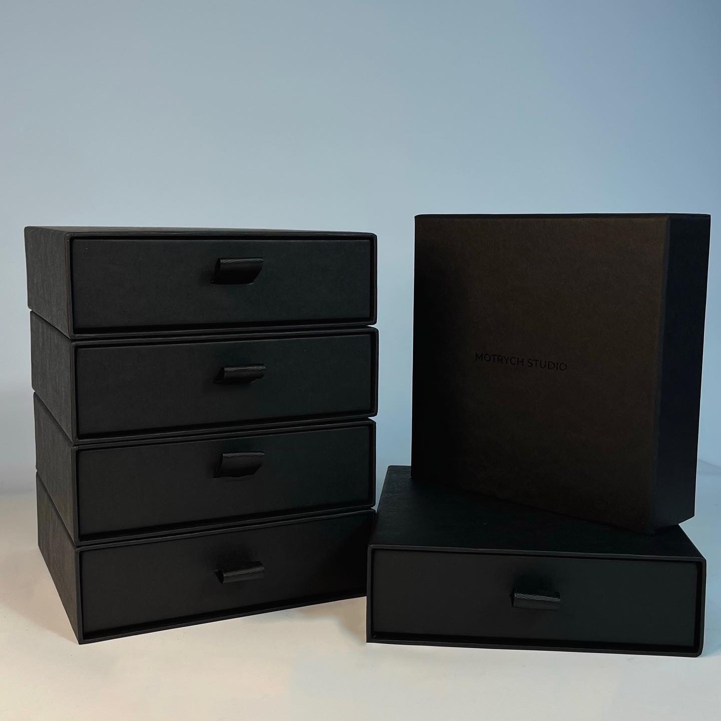 Black matte jewelry boxes 1